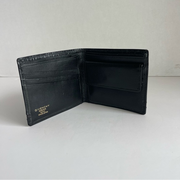 Givenchy Bi fold Black Men’s Wallet . Original - Picture 6 of 14
